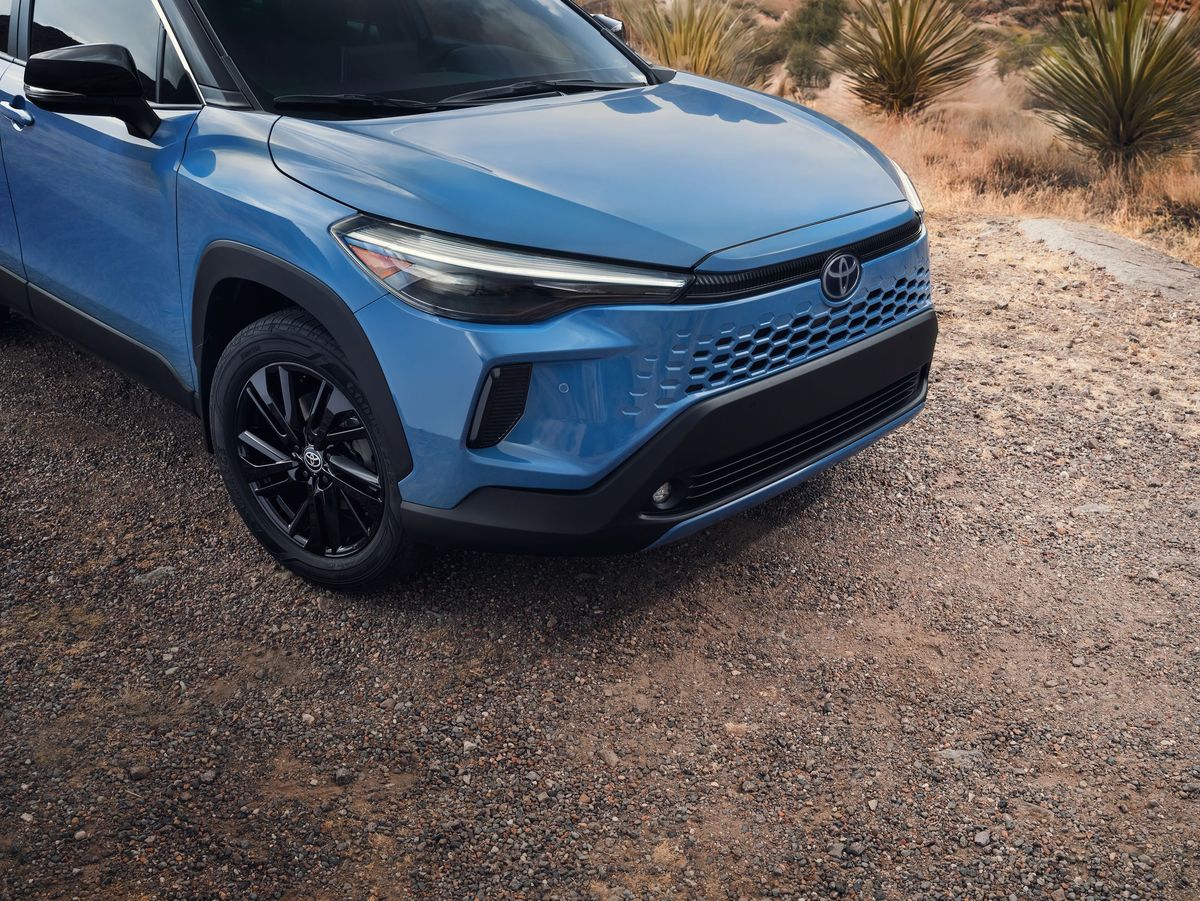 Toyota Corolla Cross 2025. Кузов, экстерьер. Внедорожник 5 дв., 1 поколение, рестайлинг 2
