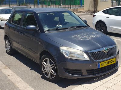 Škoda Fabia 2ème main, 2011, main privée