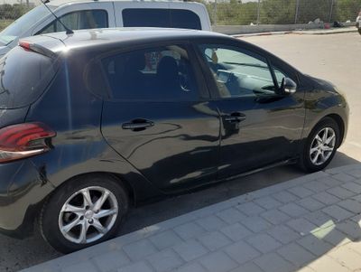 Peugeot 208 2nd hand, 2016, private hand