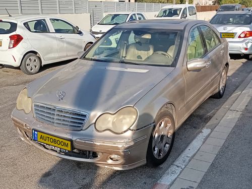 Mercedes C-Class 2nd hand, 2005, private hand