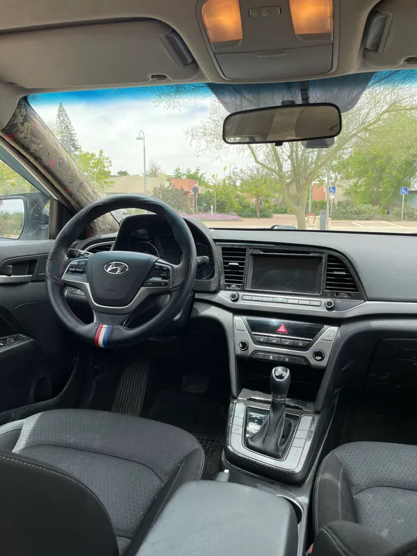Hyundai Elantra с пробегом, 2018, частная рука