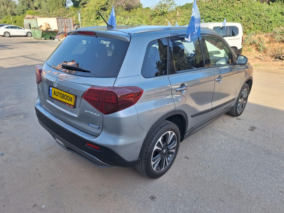 Suzuki Vitara 2nd hand, 2022, private hand