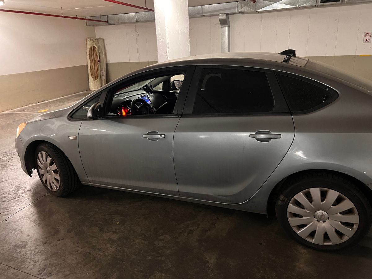 Opel Astra 2nd hand, 2014, private hand