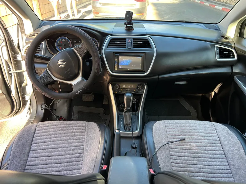 סוזוקי SX4 יד 2 רכב, 2014, פרטי
