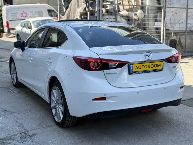 Mazda 3 2nd hand, 2018, private hand