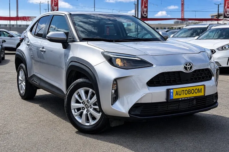 Toyota Yaris Cross 2nd hand, 2023, private
