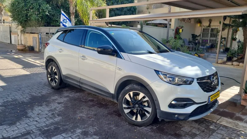 Opel Grandland 2nd hand, 2020, private hand