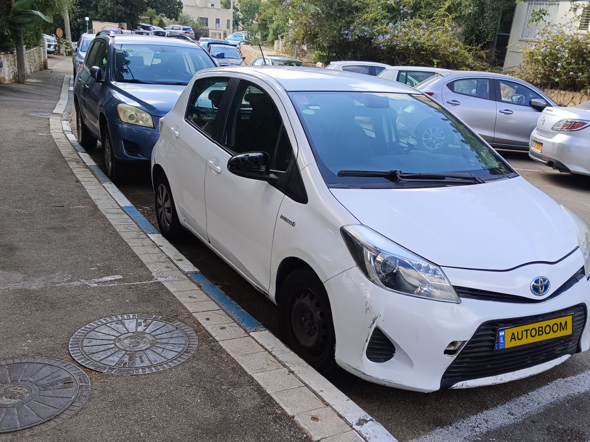 Toyota Yaris 2ème main, 2013, main privée