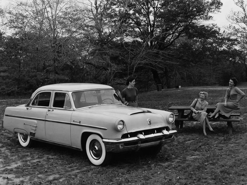 מרקורי  מונטריי 1952. מרכב, צורה. סדאן, 1 דור