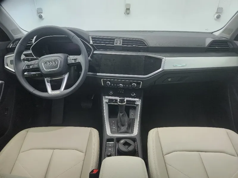 Audi Q3 с пробегом, 2025