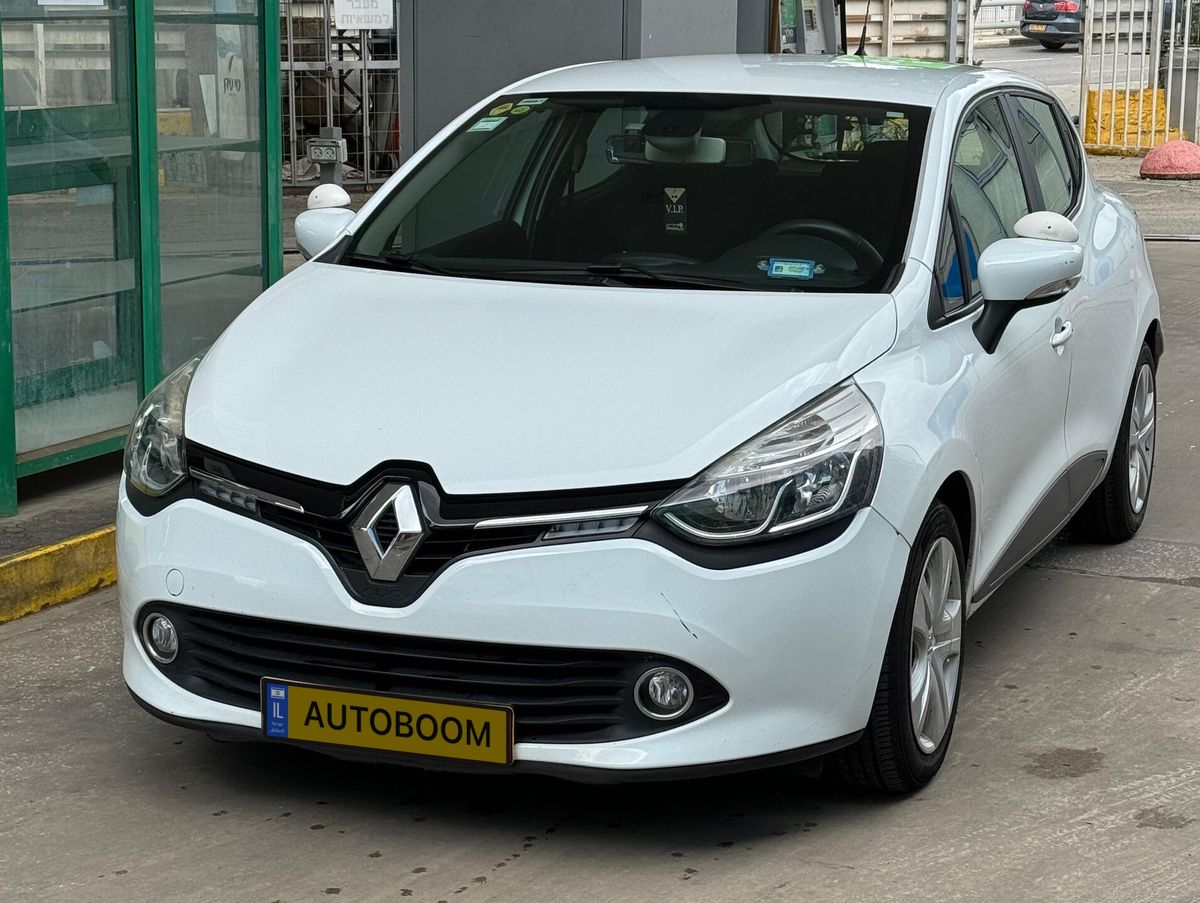 Renault Clio 2nd hand, 2015