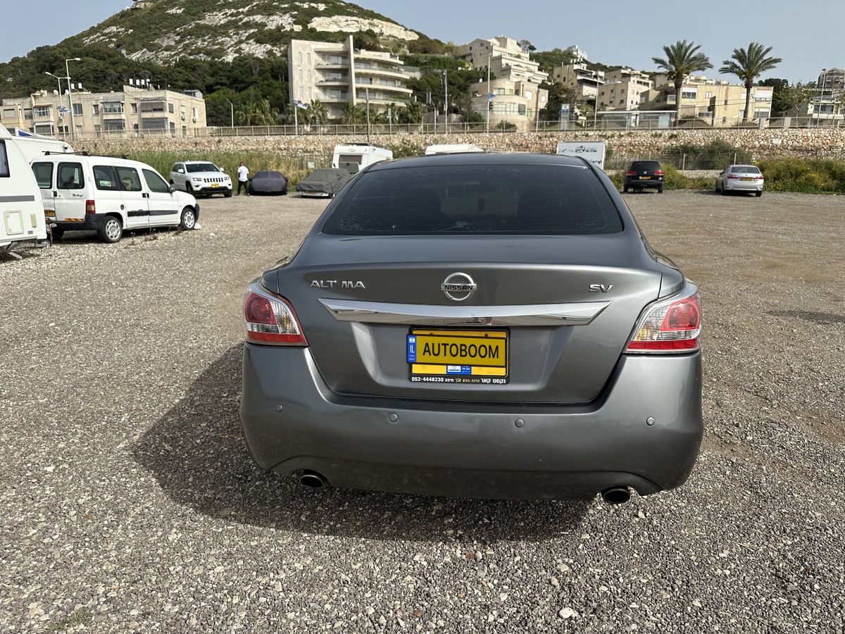 ניסאן אלטימה יד 2 רכב, 2015, פרטי
