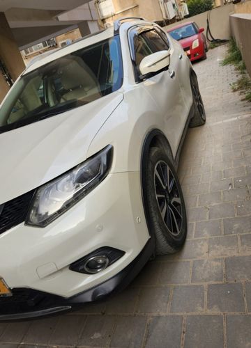 Nissan X-Trail 2nd hand, 2016, private hand