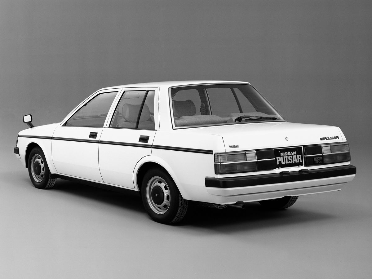 Nissan Pulsar 1982. Bodywork, Exterior. Sedan, 2 generation
