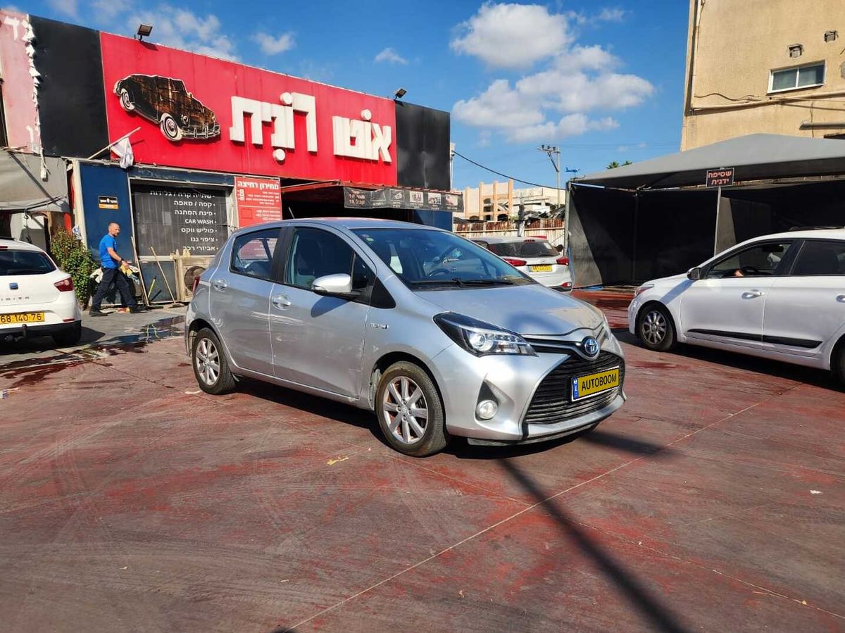 Toyota Yaris 2nd hand, 2017, private hand