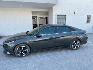 Hyundai Elantra, 2022, photo