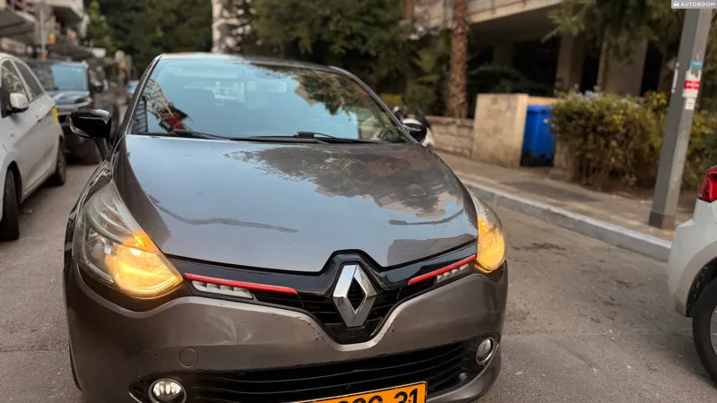 Renault Clio 2ème main, 2015, privée
