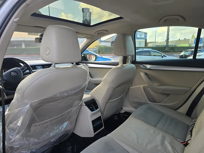 Škoda Octavia 2ème main, 2017, main privée