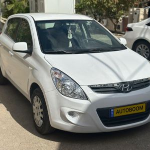 Hyundai i20, 2012, photo