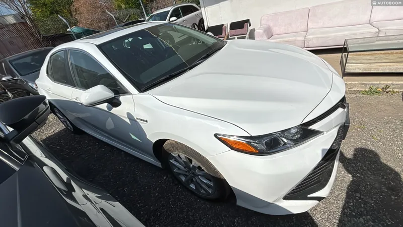 Toyota Camry 2ème main, 2021
