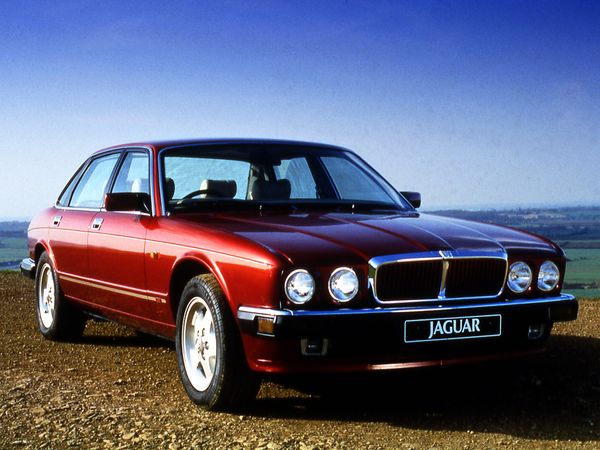 יגואר XJ ‏1986. מרכב, צורה. סדאן, 2 דור