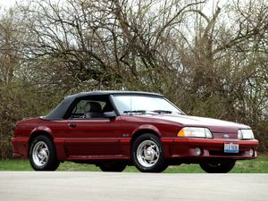 Ford Mustang 1986. Carrosserie, extérieur. Cabriolet, 3 génération, restyling