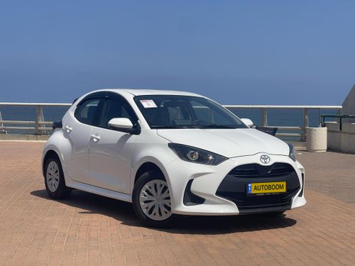 Toyota Yaris, 2025, photo