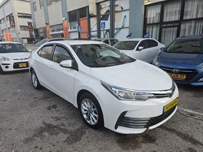 Toyota Corolla, 2017, photo