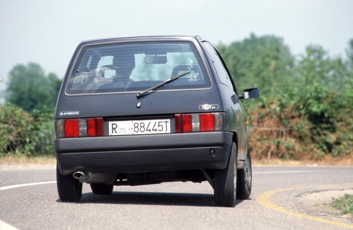 אוטוביאנקי Y10 ‏1989. מרכב, צורה. מיני 3 דלתות, 2 דור