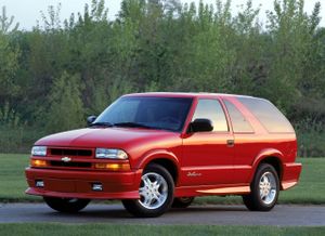 Chevrolet Blazer 1998. Carrosserie, extérieur. VUS 3-portes, 2 génération, restyling