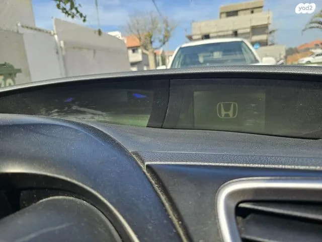 הונדה סיוויק יד 2 רכב, 2016, פרטי