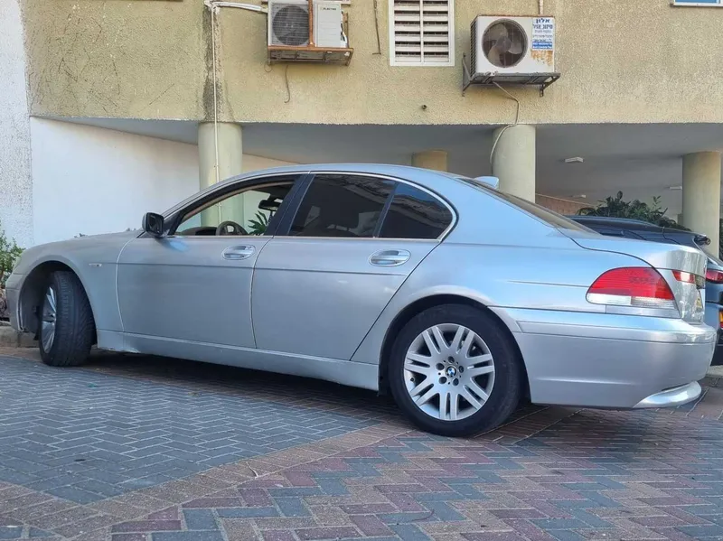 BMW 7 series 2nd hand, 2004, private hand