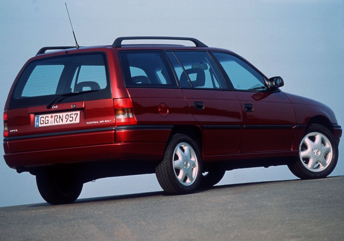 אופל אסטרה ‏1994. מרכב, צורה. סטיישן 5 דלתות, 1 דור, שדרוג 1