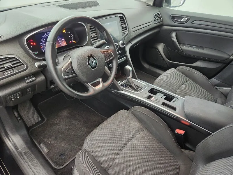 Renault Megane с пробегом, 2024