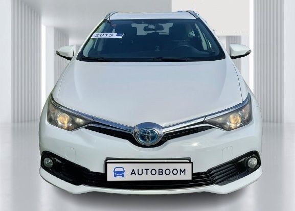 Toyota Auris 2nd hand, 2015, private hand