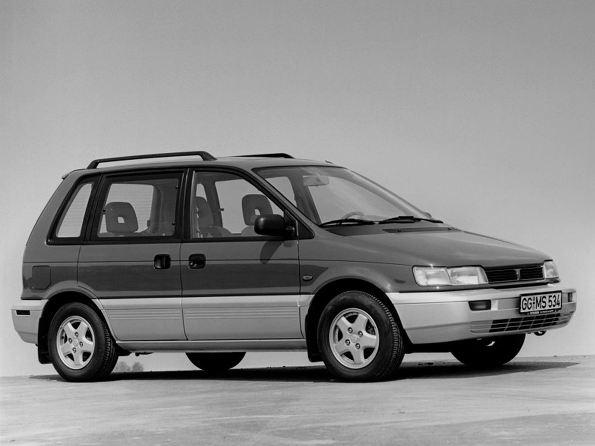 מיצובישי  ספייס ראנר 1991. מרכב, צורה. קומפקט וואן, 1 דור