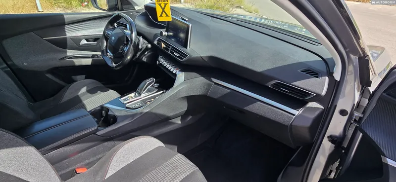Peugeot 5008 2nd hand, 2021, private