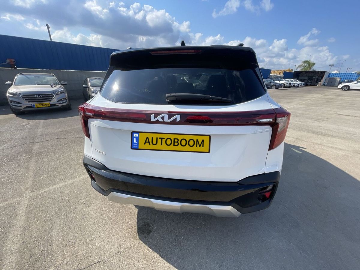Kia Seltos nouvelle voiture, 2024