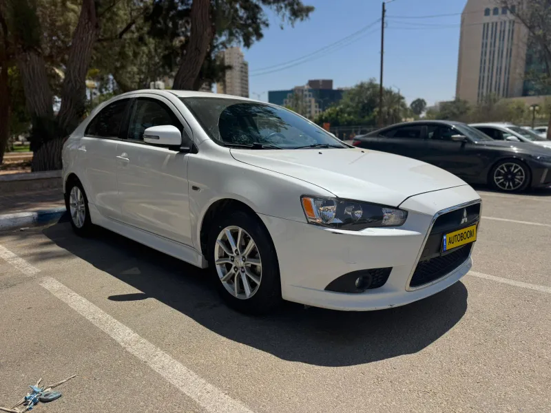 Mitsubishi Lancer 2nd hand, 2015, private hand