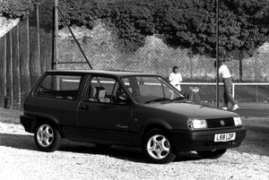Volkswagen Polo 1990. Carrosserie, extérieur. Mini 3-portes, 2 génération, restyling