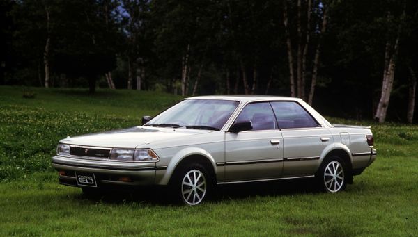 Toyota Carina ED 1985. Carrosserie, extérieur. Berline sans pilier central, 1 génération
