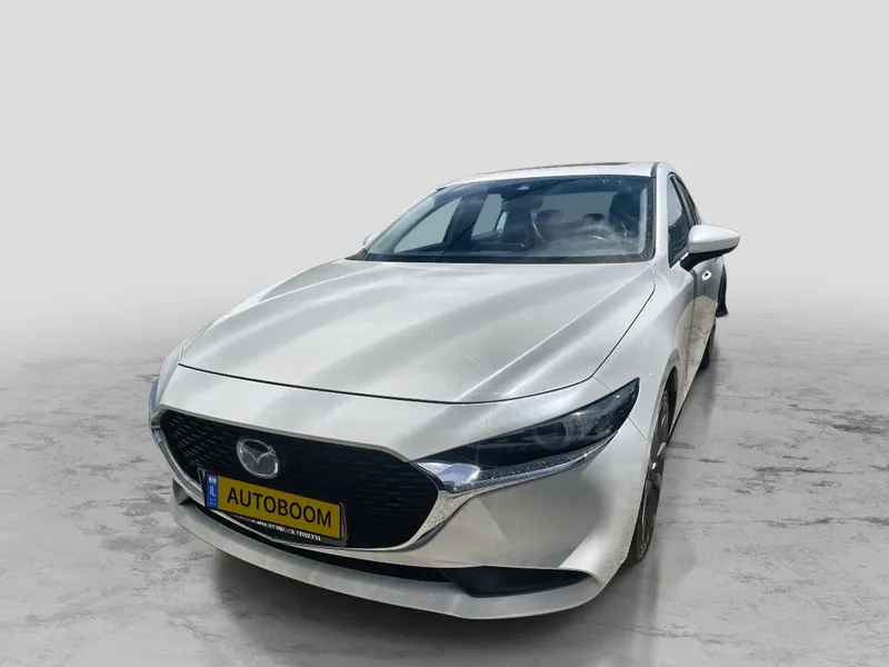 Mazda 3 2nd hand, 2021