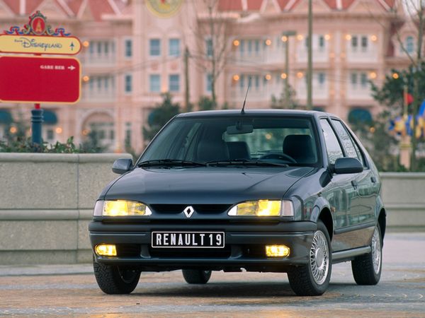 Renault 19 1992. Carrosserie, extérieur. Hatchback 5-portes, 2 génération