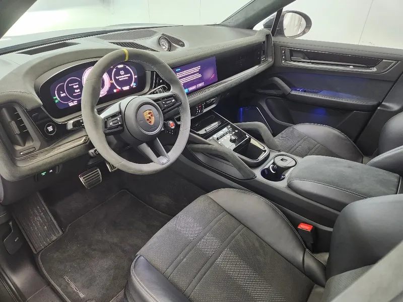 Porsche Cayenne 2nd hand, 2024