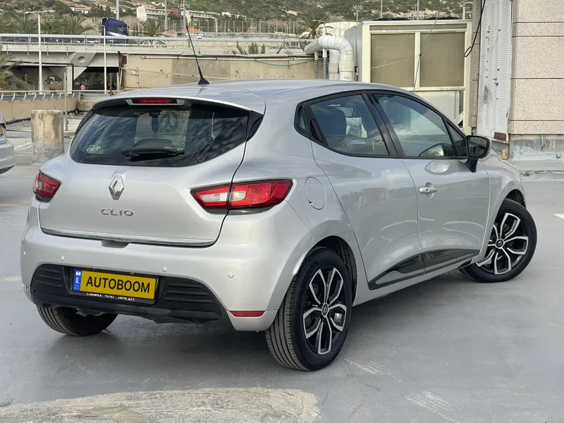 Renault Clio 2nd hand, 2019, private