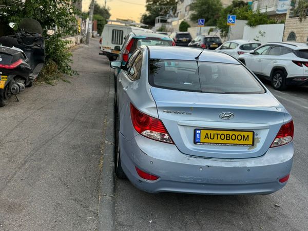 Hyundai i25 2nd hand, 2014, private hand