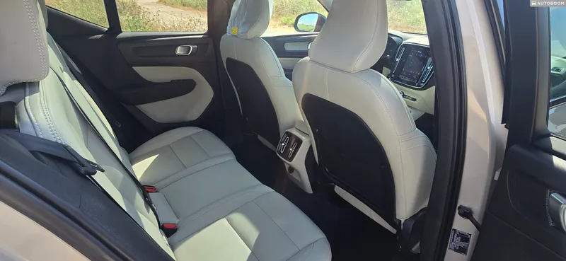 Volvo XC40 2nd hand, 2024, private