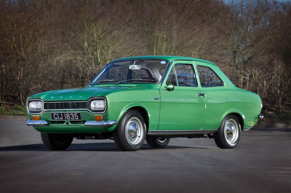 Ford Escort 1968. Carrosserie, extérieur. Berline 2-portes, 1 génération