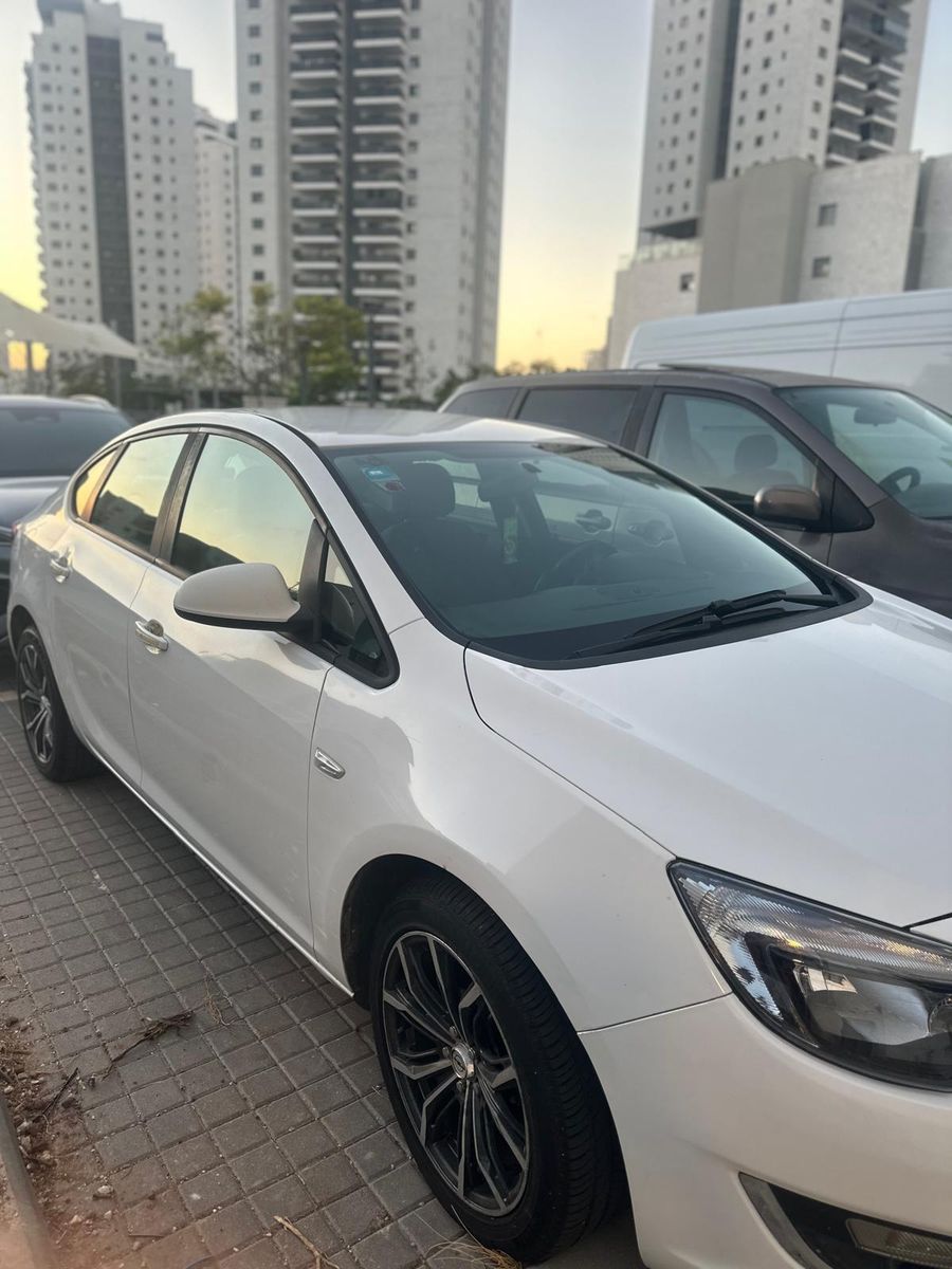 Opel Astra 2ème main, 2012, main privée