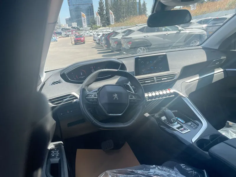 Peugeot 3008 с пробегом, 2022, частная рука